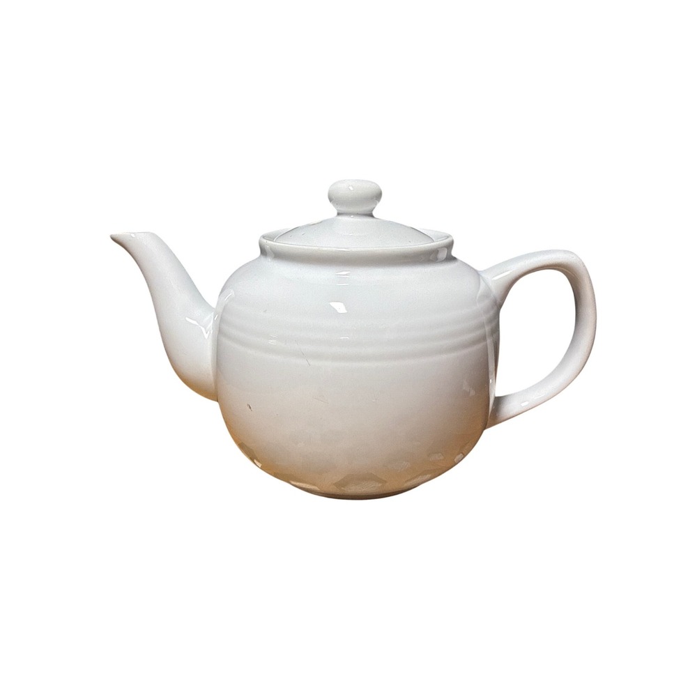 Old Amsterdam Porcelain Works White Ribbed Porcelain Teapot  6 cup